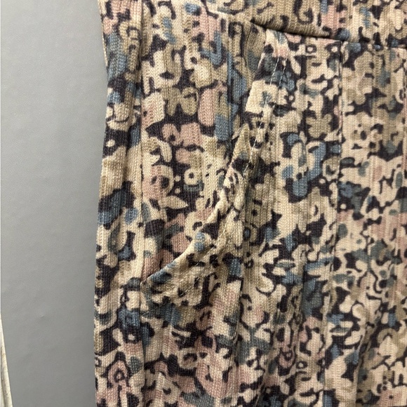 ❤️ 7 for $25! Rene Ricci Patterned Women's Shorts - Picture 2 of 3